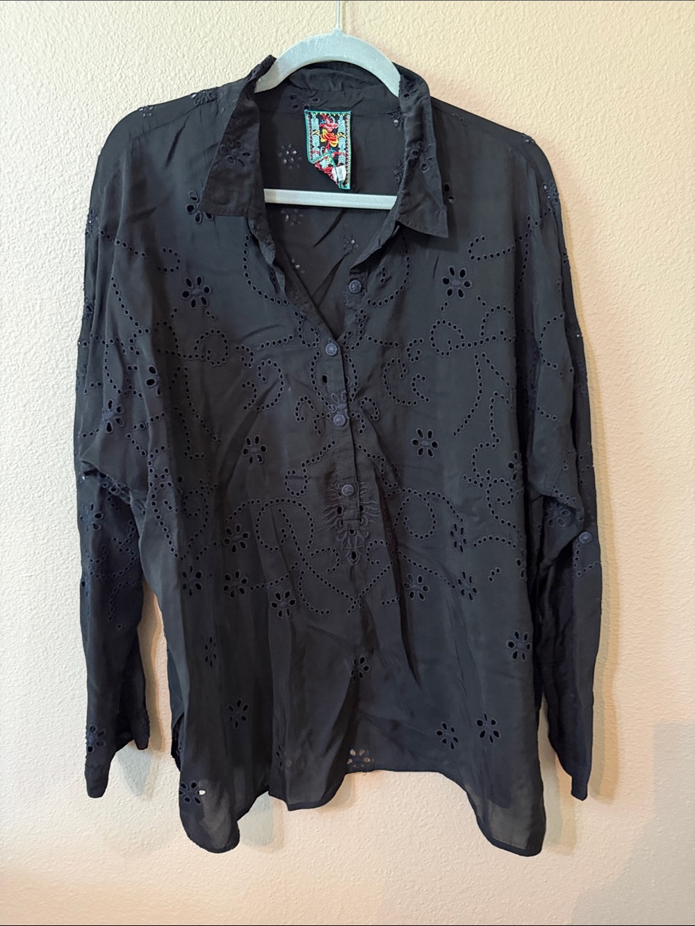 Johnny Waa Black Eyelet Button-Front Women's Top